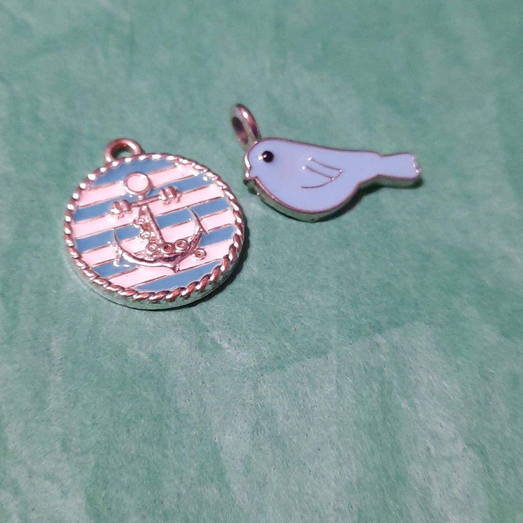 2,Charm's